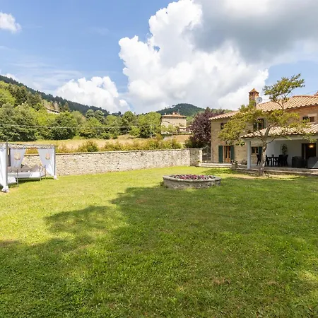 Biancospino Villa *
